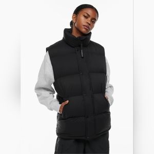 Aritzia The Super puff The SuperSize Puff™ Vest